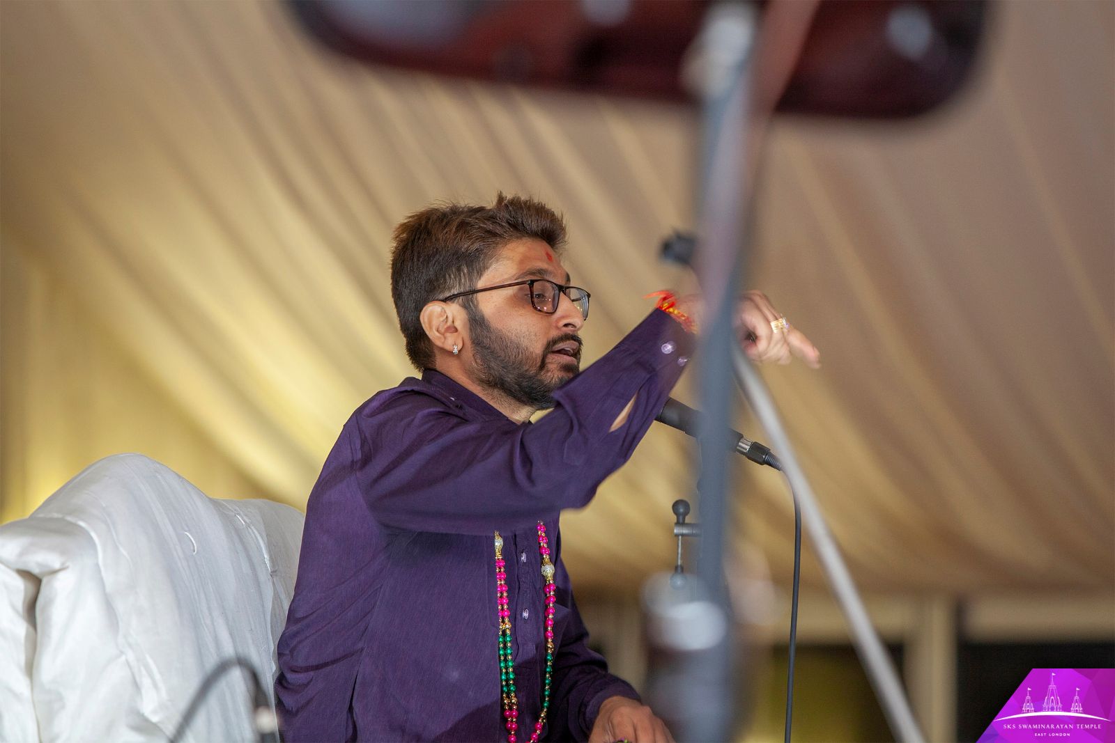 ©1987-2017 SKS Swaminarayan Temple East London